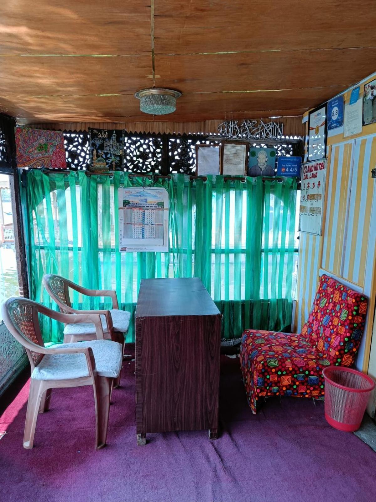 Hotel Island Сринагар Экстерьер фото